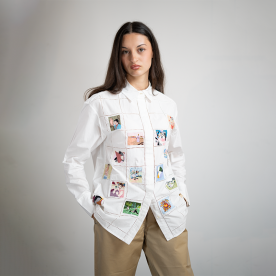 Chemise Milou de Mii, en coton léger. Une coupe ample et décontractée pour une silhouette fraîche, lumineuse et facile à porter.